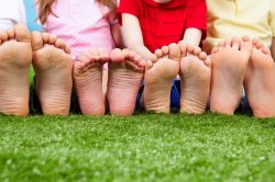 What to do when a child has a plantar wart: specifics of treatment, removal