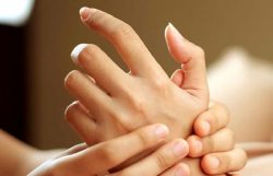 Proven remedies for removing, removing warts on the fingers of the hand