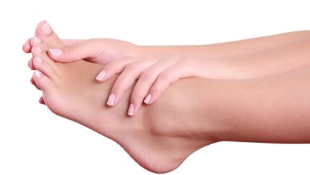 Medication and surgical treatment of warts on the soles of the feet