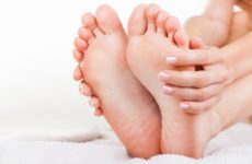 Causes and treatment of heel warts